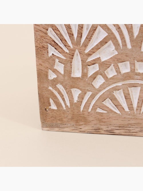 Rangement bureau en manguier gravé et cérusé 31x18cm - Kiabi