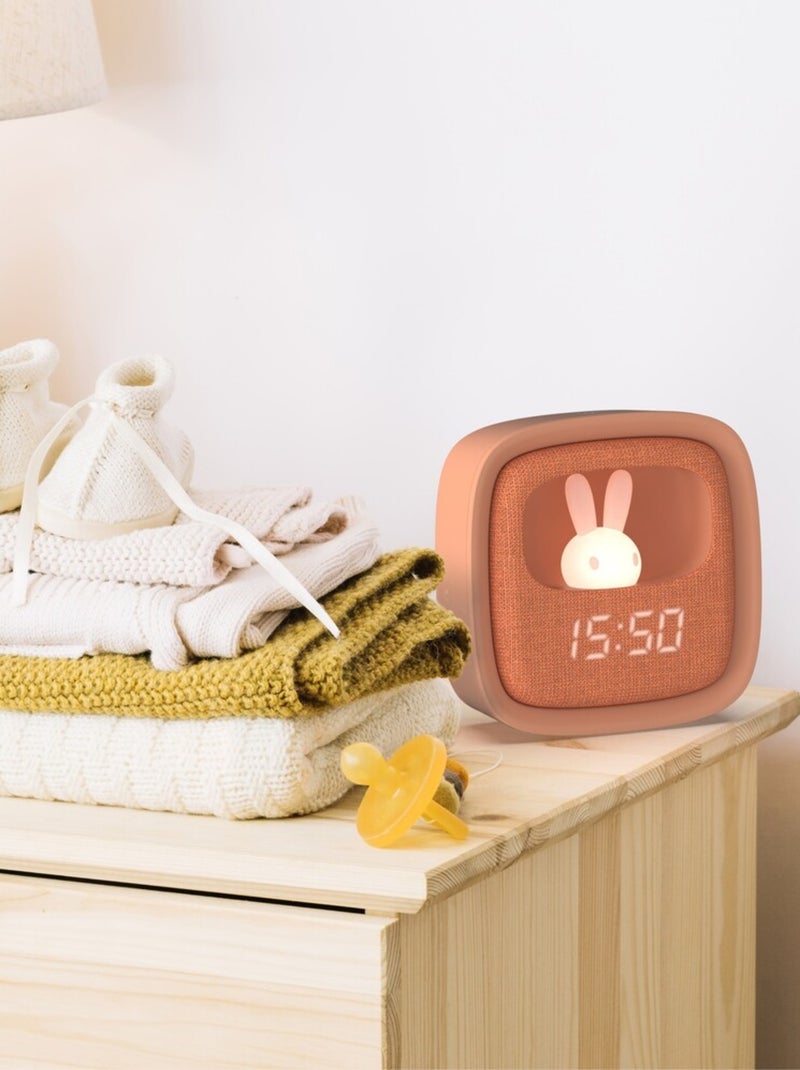 Réveil et Veilleuse pour Enfant Billy Clock - Motif Lapin - Face Avant Tissu - Cadre Plastique - MOB Marron chocolat - Kiabi
