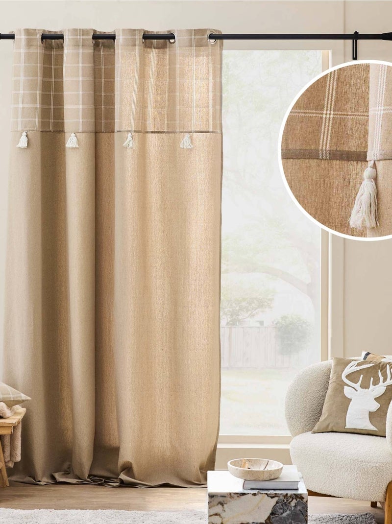 Rideau à œillets avec haut à carreaux et pompons en polycoton Beige sable - Kiabi