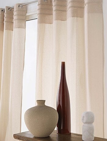 Rideau à œillets en poly-coton avec bande brodée