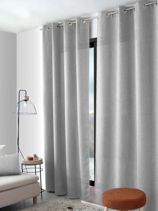 Rideau à oeillets en velours chenillé