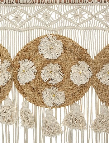 Rideau de fil en macramé