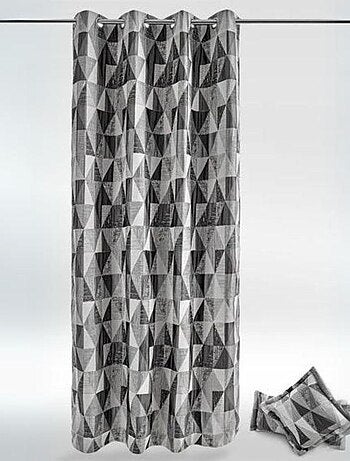 Rideau design à motifs triangulaires