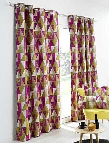 Rideau design à motifs triangulaires