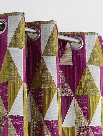 Rideau design à motifs triangulaires