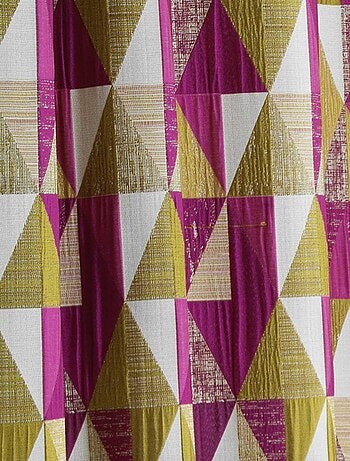 Rideau design à motifs triangulaires