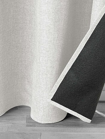 Rideau isolant doublé polaire