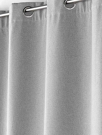 Rideau isolant doublé polaire