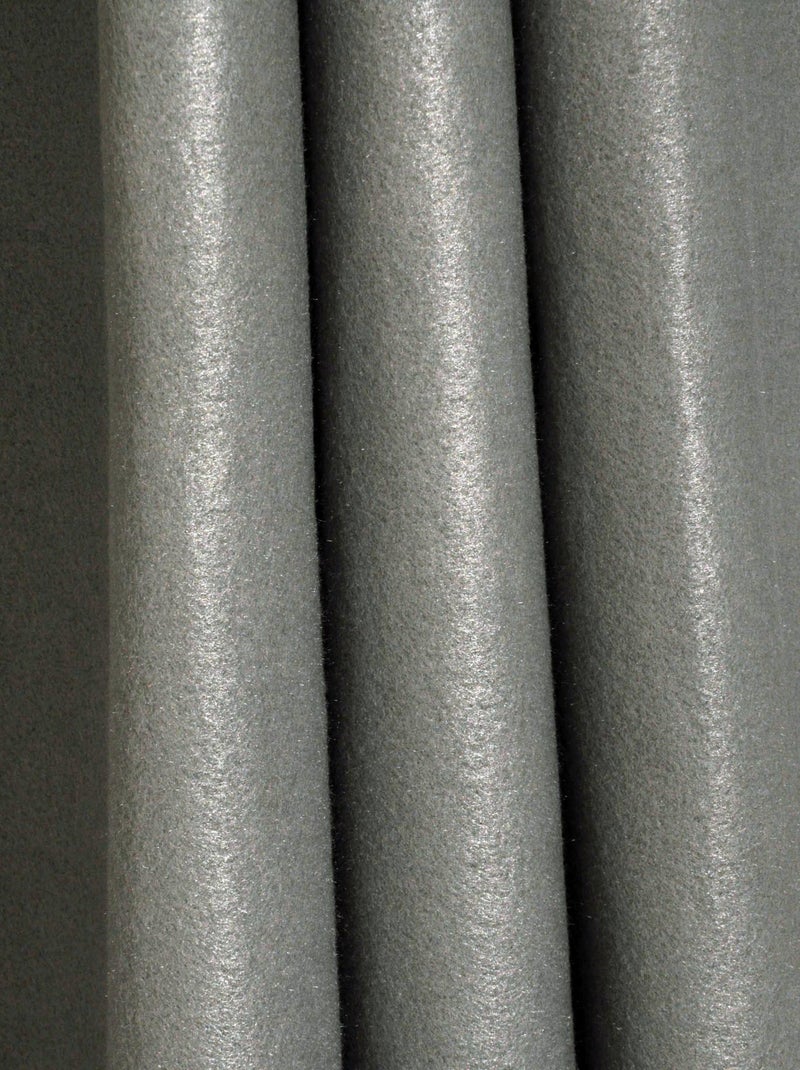 Rideau isolant thermique aspect satin à œillets 140x240cm, Gris Gris Argenté - Kiabi