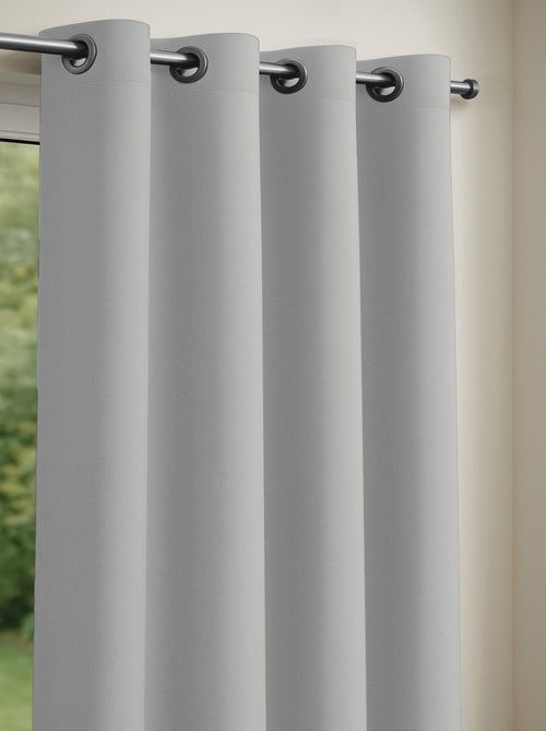 Rideau obscurcissant uni avec 8 œillets - 135x240 cm - Gris perle - Kiabi Rideau obscurcissant uni avec 8 œillets - 135x240 cm - Gris perle - Kiabi