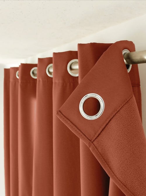 Rideau occultant 135x240 Thermique verso polaire terre cuite - Kiabi Rideau occultant 135x240 Thermique verso polaire terre cuite - Kiabi