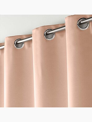 Rideau occultant à œillets