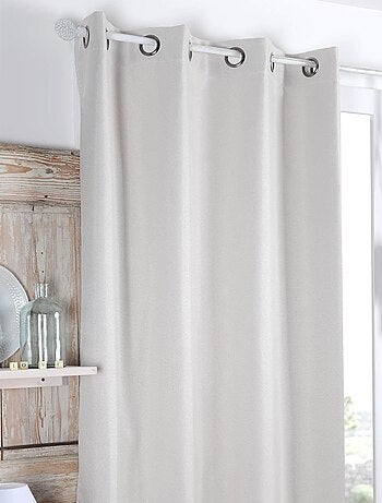 Rideau occultant et isolant doublé de polaire