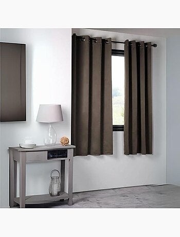 Rideau occultant uni 210gr/m2