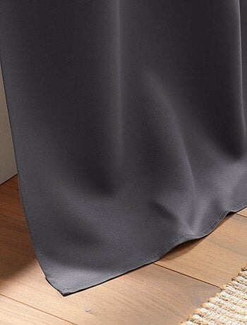 Rideau occultant uni à oeillets