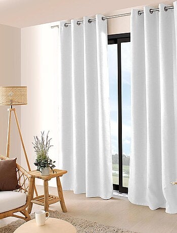 Rideau occultant uni et fileté