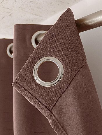 Rideau occultant uni et fileté