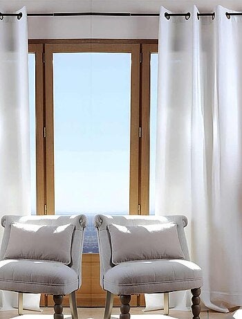 Rideau tamisant à oeillets