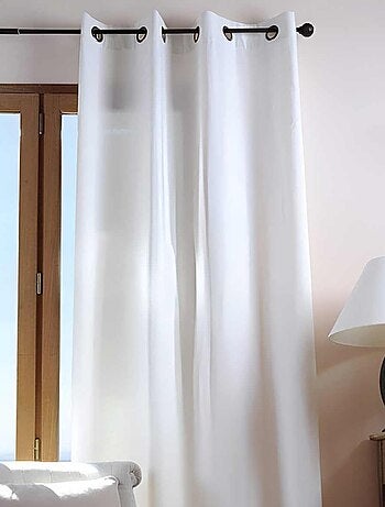 Rideau tamisant à oeillets