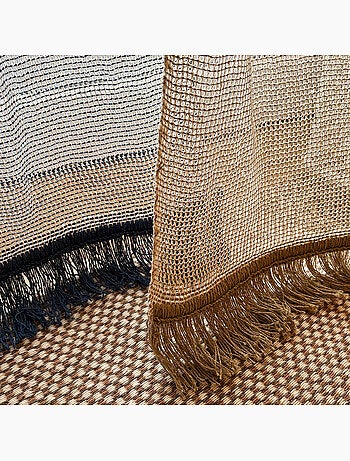Rideau tamisant à tissage alvéolé