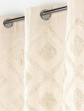 Rideau tamisant écru avec détails tuftés
