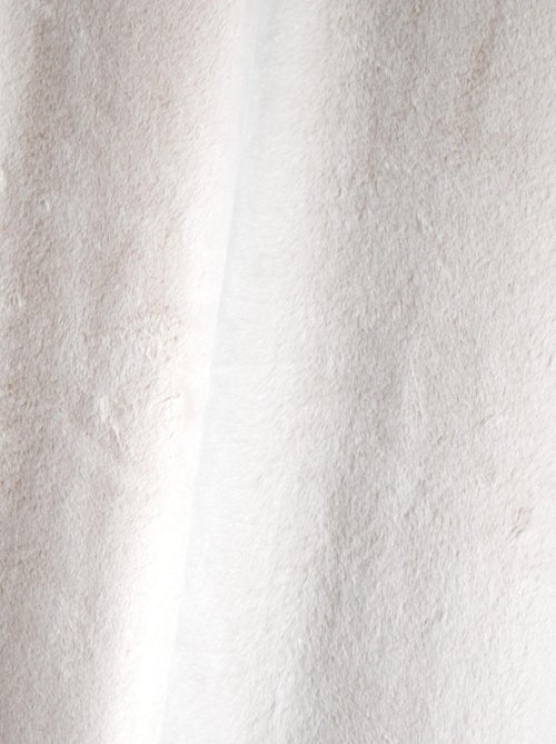 Rideau tamisant en imitation fourrure - Kiabi