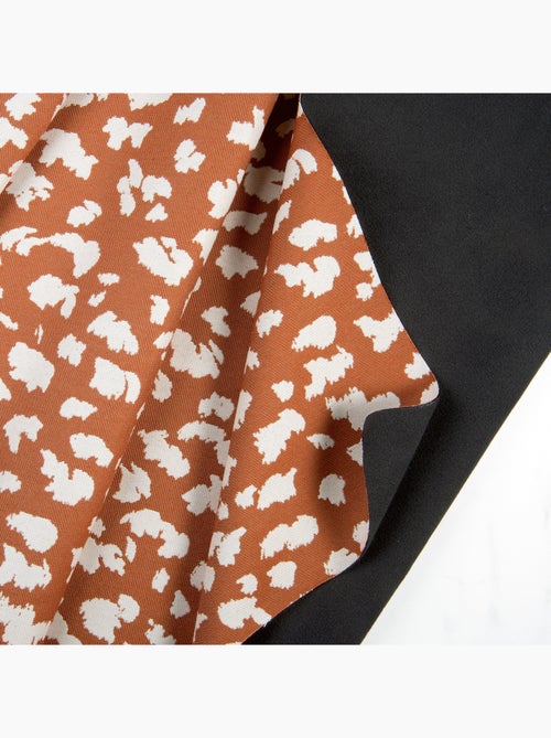 Rideau thermique et phonique obscurcissant jacquard face polaire - Kiabi Rideau thermique et phonique obscurcissant jacquard face polaire - Kiabi