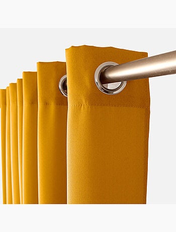 Rideau uni à oeillets