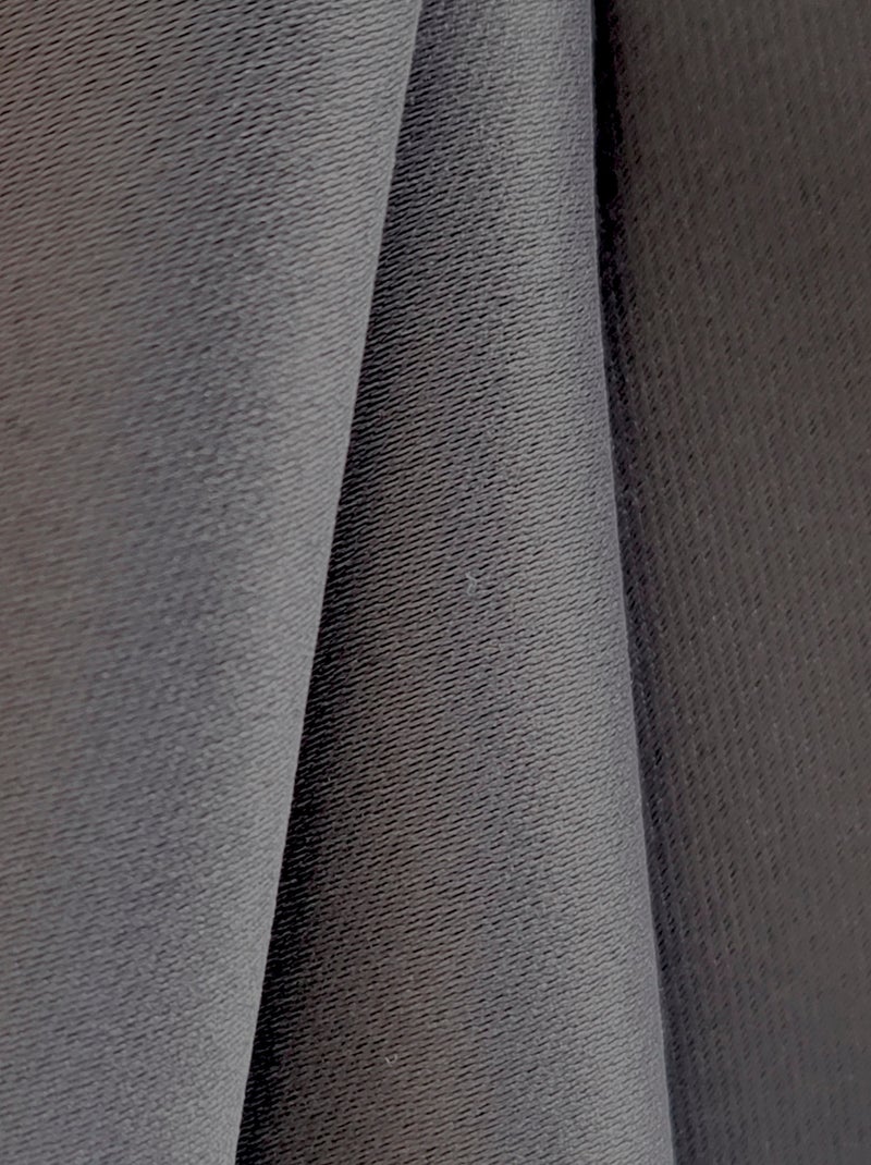 Rideau uni occultant, à œillet, prêt-à-poser. Gris Argenté - Kiabi