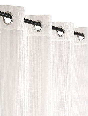 Rideau voilage étamine jacquard uni, prêt à poser.