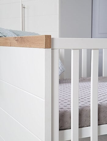 ROBA Lit bébé évolutif "Nele" - 70x140 - Hauteur Réglable - 0 à 7 Ans - Blanc/Décor Chêne Artisanal