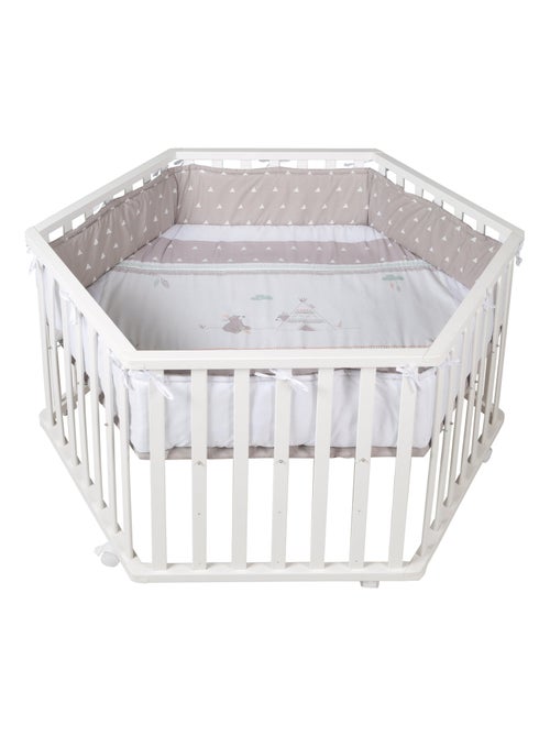 ROBA Parc Bébé Hexagonal en Bois "Indibear" + Tapis de Parc Bébé et Roues à Freins - Blanc - Kiabi