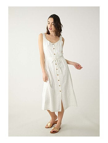 Robe à broderies anglaises 'Deeluxe'