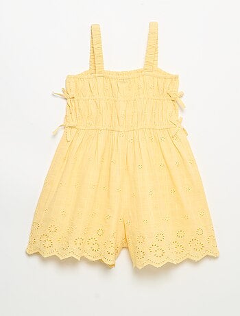 Robe à fines bretelles avec broderies all over