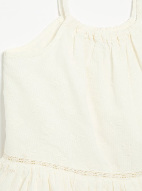 Robe à fines bretelles non réglables avec broderies - Kiabi Robe à fines bretelles non réglables avec broderies - Kiabi