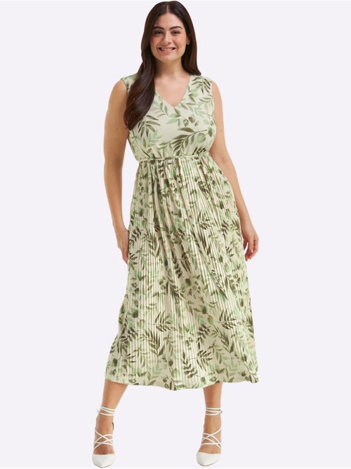 Robe à Fleurs Col V Devant Et Au Dos - Taille Standard - Sheego - Kiabi Robe à Fleurs Col V Devant Et Au Dos - Taille Standard - Sheego - Kiabi
