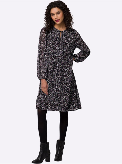 Robe à Fleurs Qualité Tissée - Taille Standard - Helline - Kiabi Robe à Fleurs Qualité Tissée - Taille Standard - Helline - Kiabi