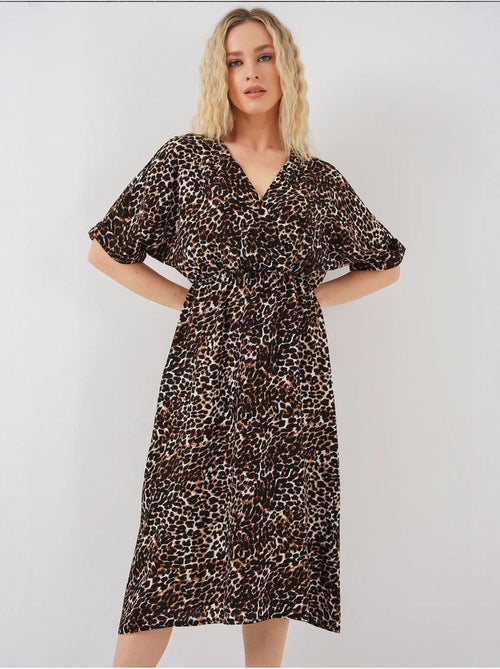 Robe à manches courtes à motifs bdart - Kiabi Robe à manches courtes à motifs bdart - Kiabi