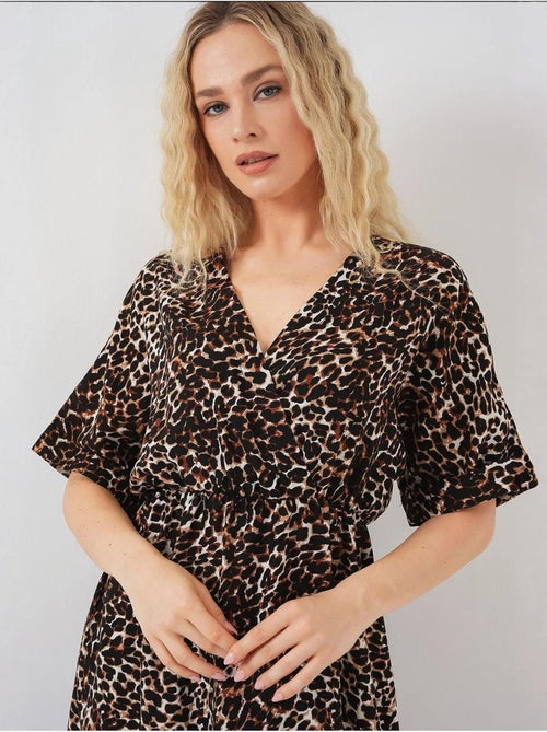 Robe à manches courtes à motifs bdart - Kiabi Robe à manches courtes à motifs bdart - Kiabi