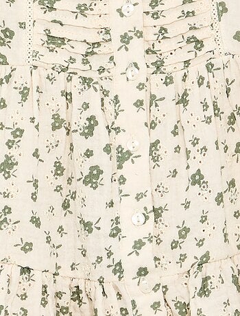 Robe à manches courtes avec broderies anglaises