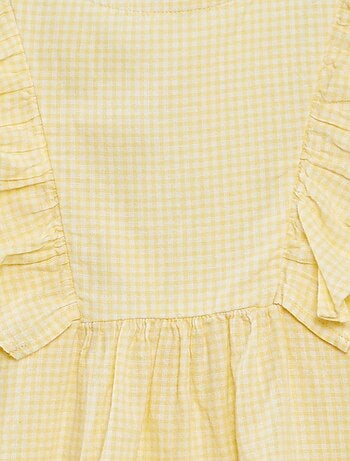 Robe à manches courtes avec détails volantés