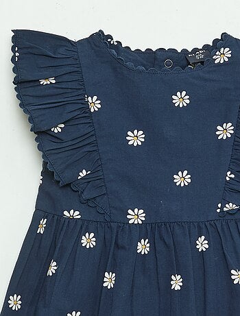 Robe à manches courtes et à volants