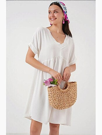 Robe à manches courtes et col en v bdart