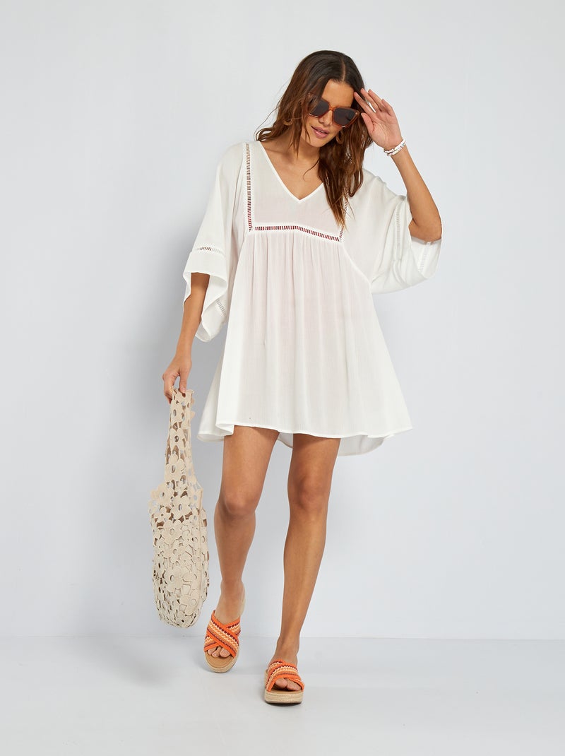 Robe ajourée à col V blanc - Kiabi