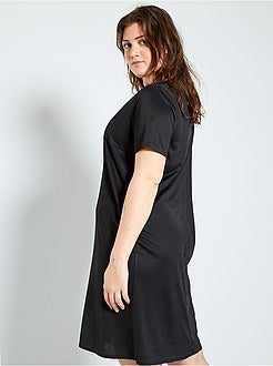 Robe avec encolure dorée - Kiabi