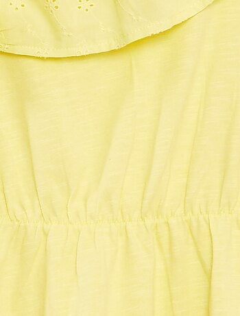Robe avec épaule dénudée et broderies anglaises
