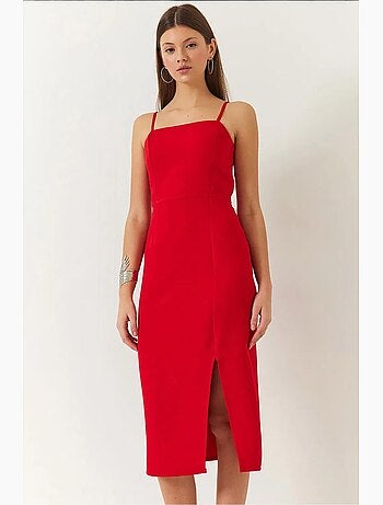 Robe avec fentes et bretelles spaghetti lucci