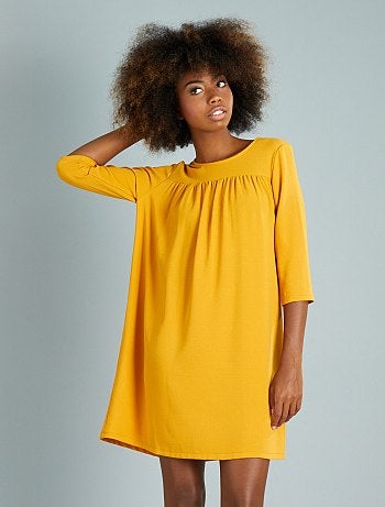 Product Couleur : bleu, rouge, moutarde,noir, - Taille : 40, 38, 36,42,Habillement Femme / Femme du 34 au 48 / Robe / Robe courte Simplicité et efficacité pour cette petite robe au style preppy ! - Robe baby doll en KIABI