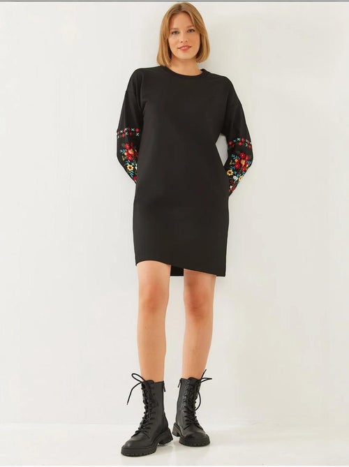 Robe brodée lucci - Kiabi Robe brodée lucci - Kiabi