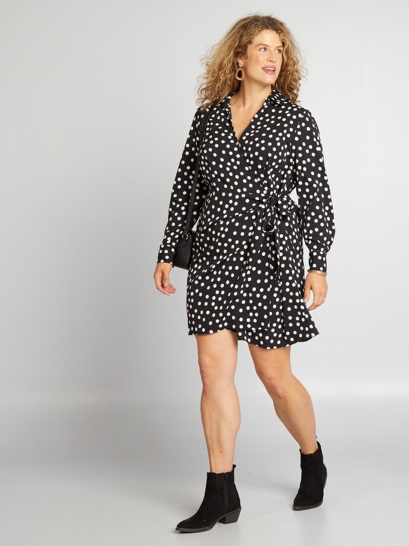 Robe cache coeur à pois sale